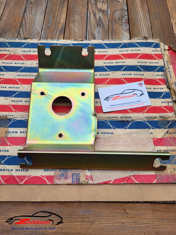 Datsun Z Windwiper Motor Bracket 3