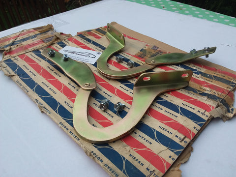 Datsun  Hood Hinges