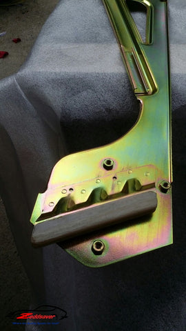 Datsun 240z/260z/280z(75'-76') Door Glass Retainer Picture 2