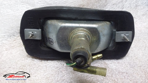 Datsun Side Marker Lamp Retainers