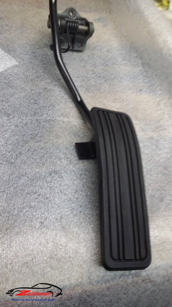 Datsun Z Gas Pedal Rubber Pad | Zeddsaver